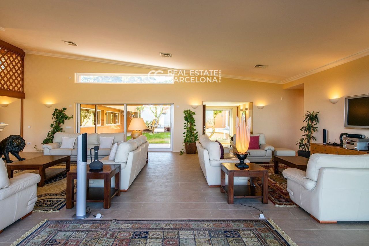 Дом Girona, Begur, Испания, 4.38 м² - фото 16