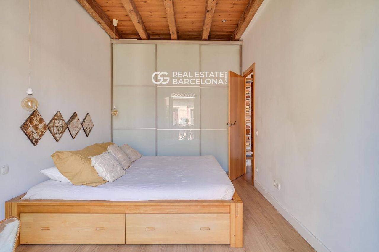 Квартира в Барселоне, Испания, 69 м² - фото 16