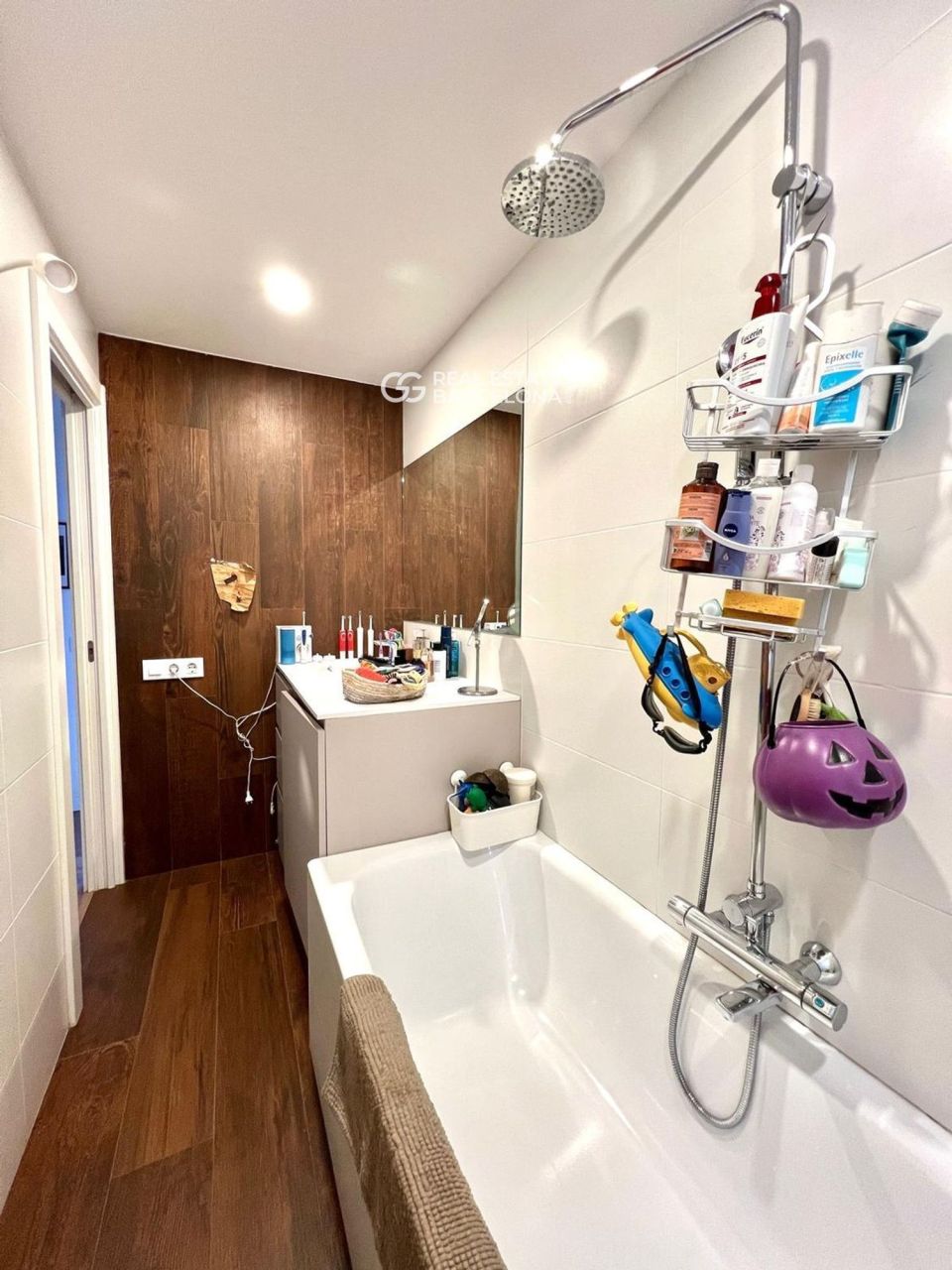 Квартира в Барселоне, Испания, 109 м² - фото 17