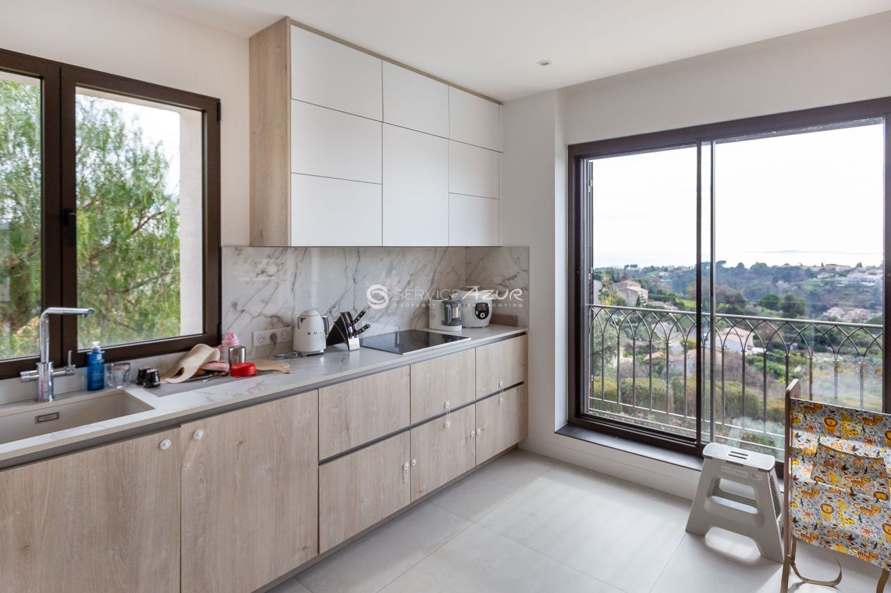 Вилла в Кань-Сюр-Мере, Франция, 250 м² - фото 14