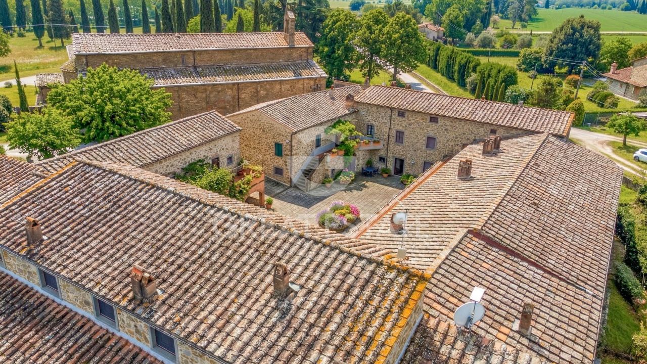 Апартаменты в Кортоне, Италия, 101.5 м² - фото 5