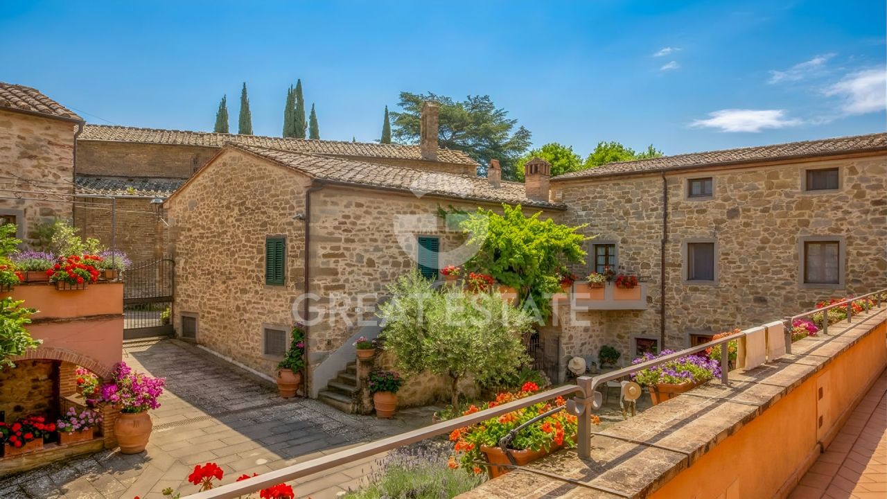 Апартаменты в Кортоне, Италия, 101.5 м² - фото 7