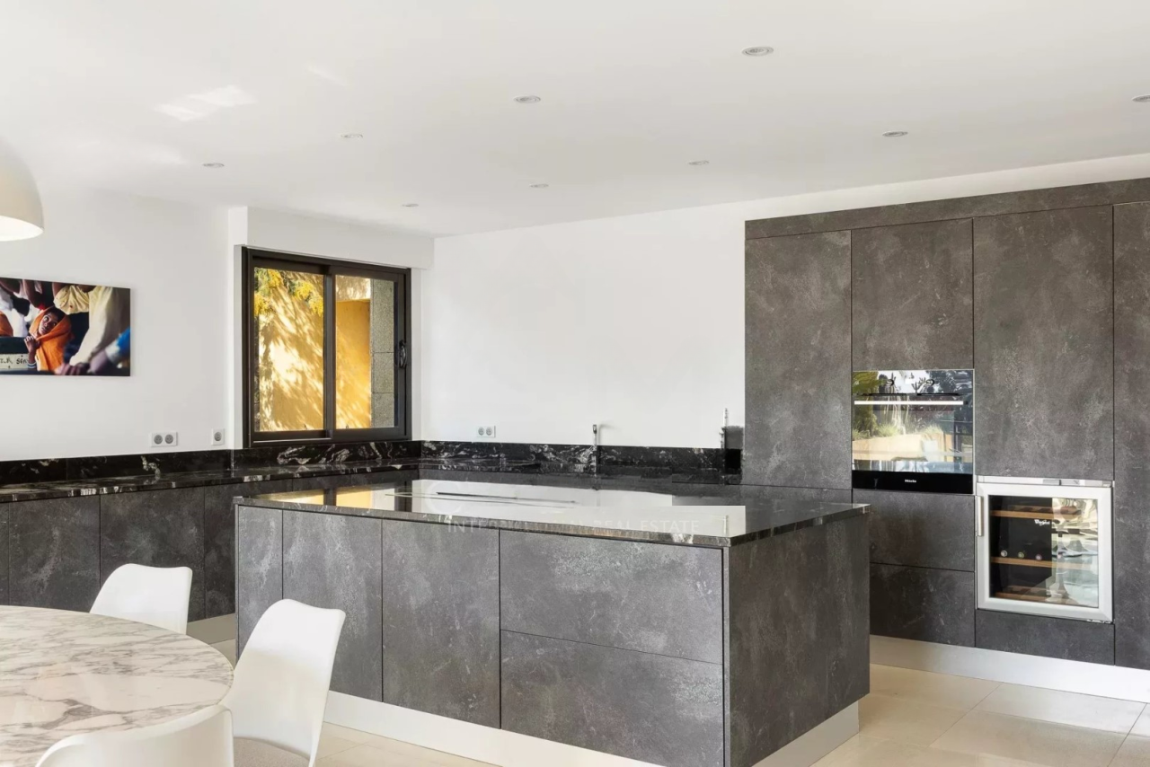 Квартира в Каннах, Франция, 220 м² - фото 6