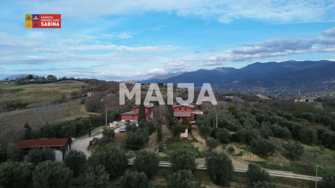 Дом в Риети, Италия, 215 м² - фото 4