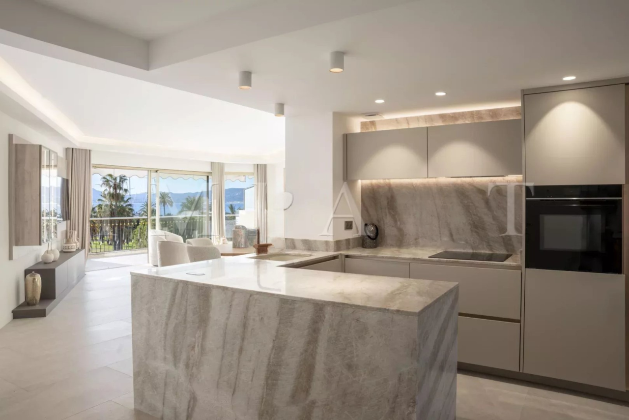 Квартира в Каннах, Франция, 95 м² - фото 7