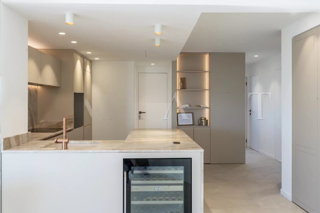 Квартира в Каннах, Франция, 95 м² - фото 8