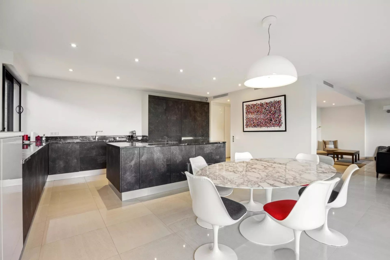 Квартира в Каннах, Франция, 220 м² - фото 8