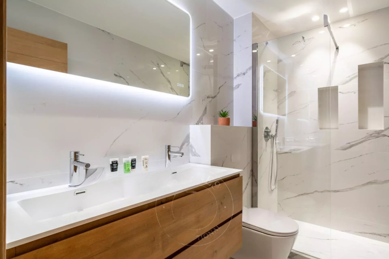 Квартира в Каннах, Франция, 107 м² - фото 9