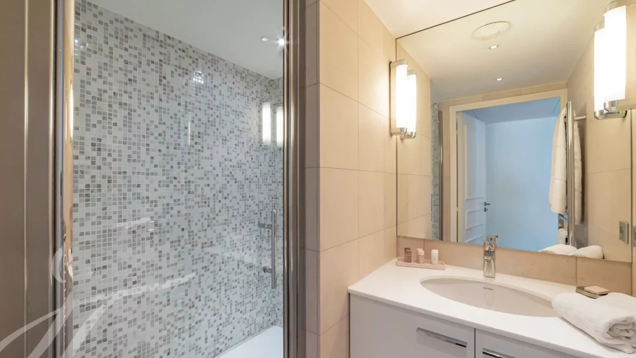 Квартира в Каннах, Франция, 87 м² - фото 9