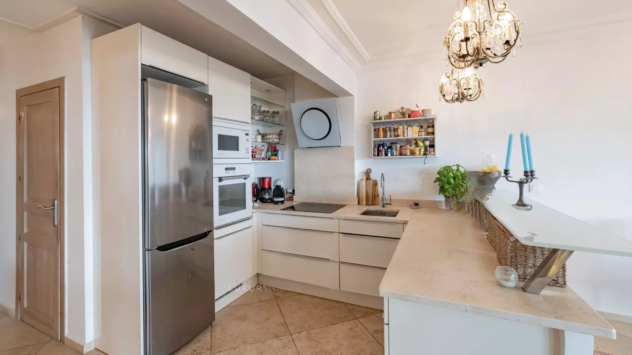 Квартира в Каннах, Франция, 129 м² - фото 10