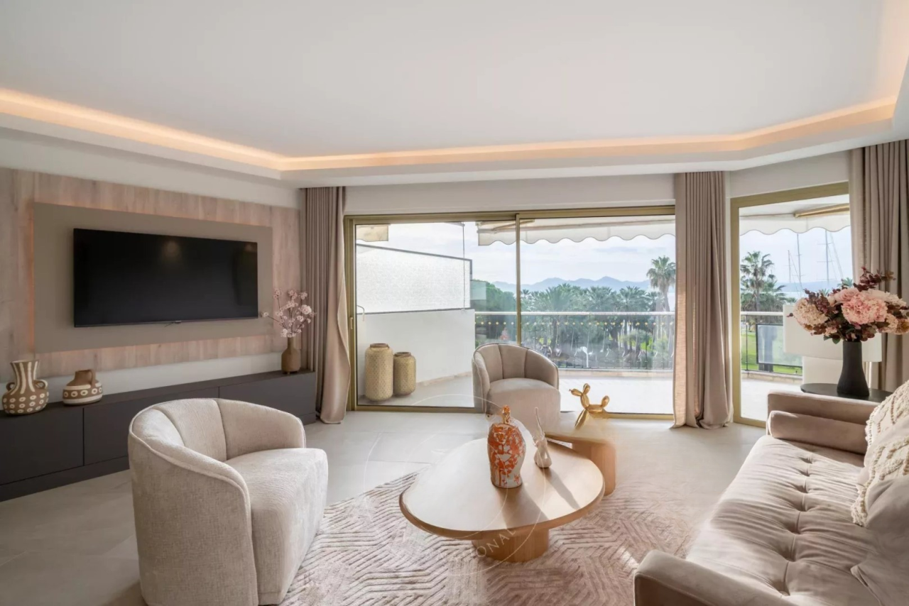 Квартира в Каннах, Франция, 95 м² - фото 10