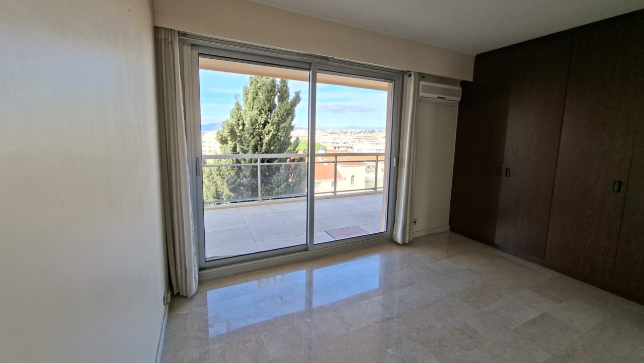 Квартира в Каннах, Франция, 194 м² - фото 10