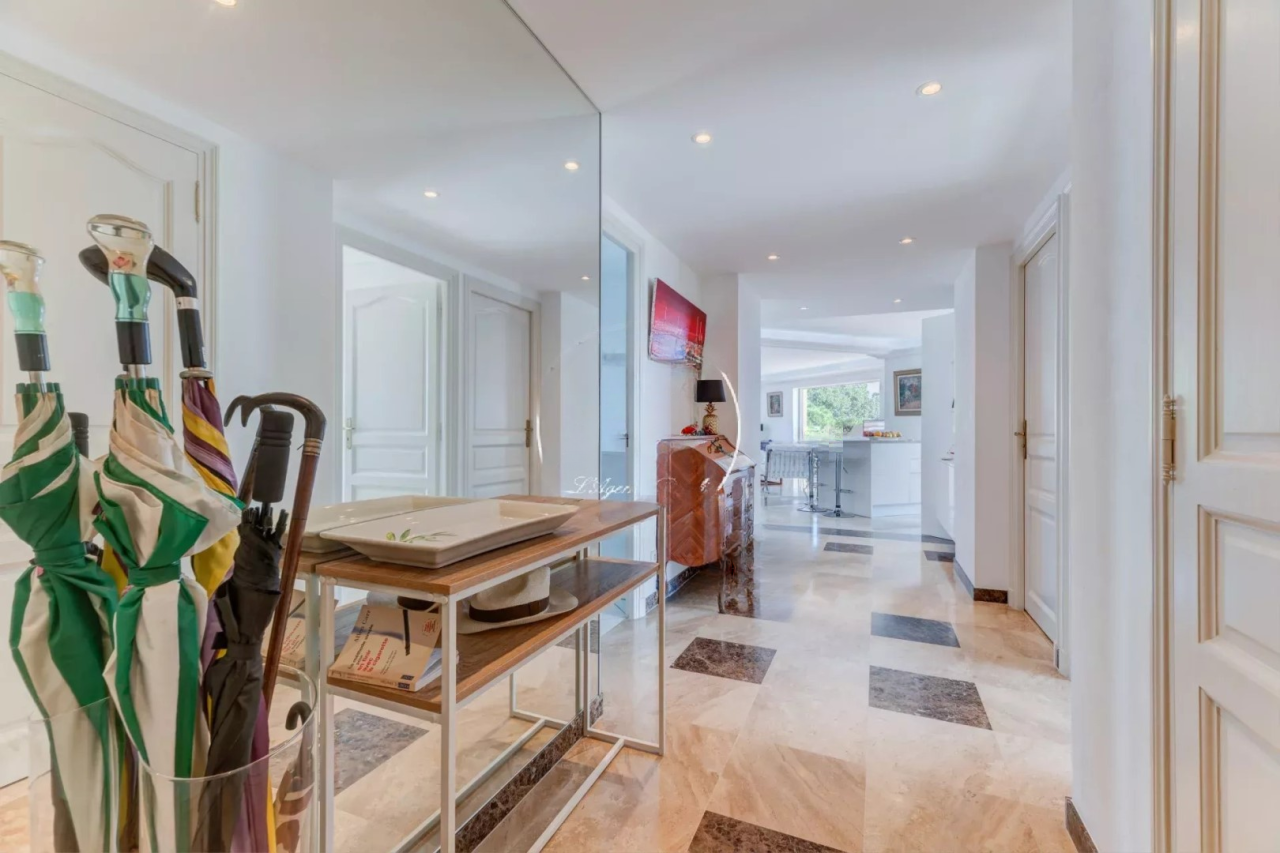 Квартира в Каннах, Франция, 120 м² - фото 11