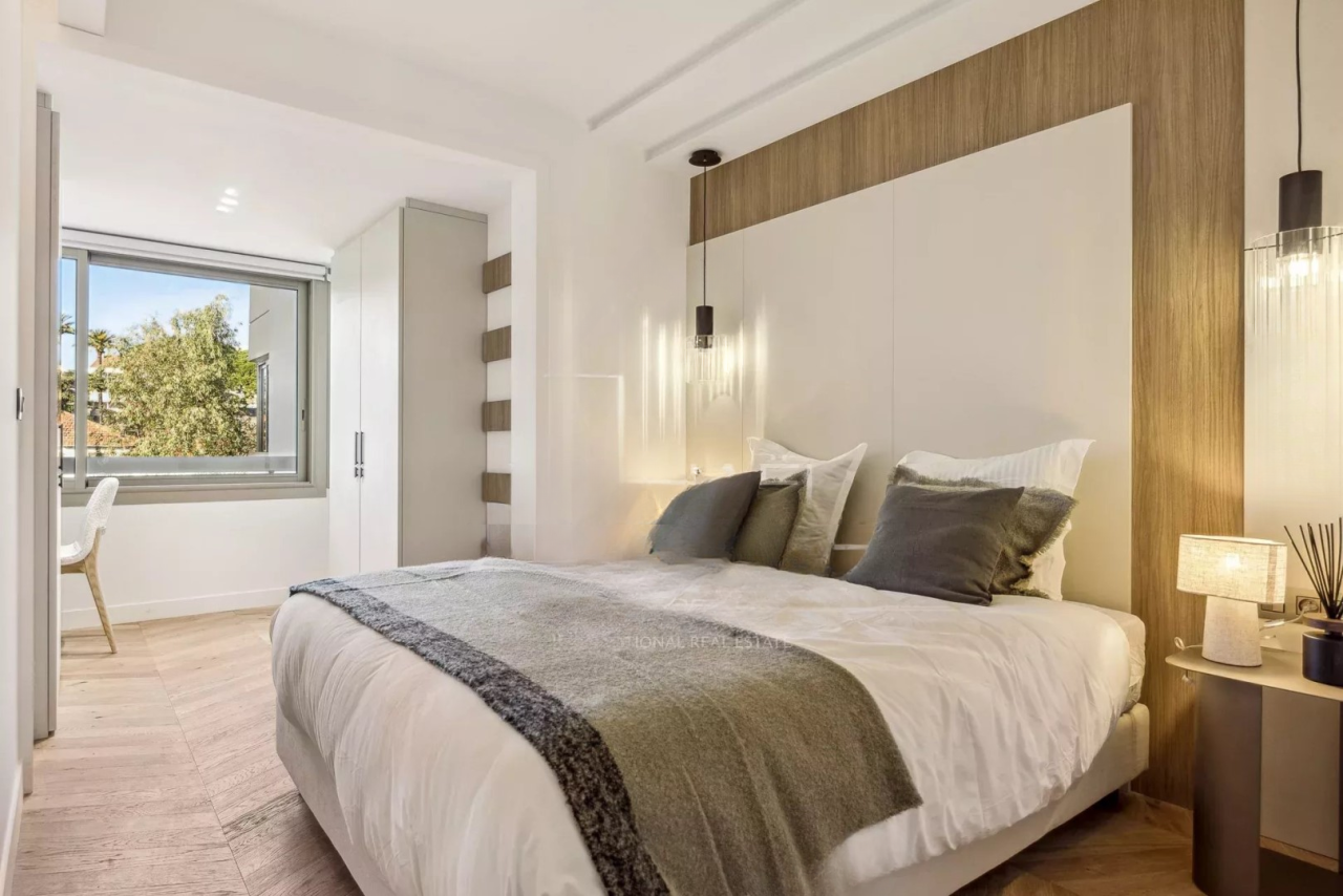 Квартира в Каннах, Франция, 100 м² - фото 12