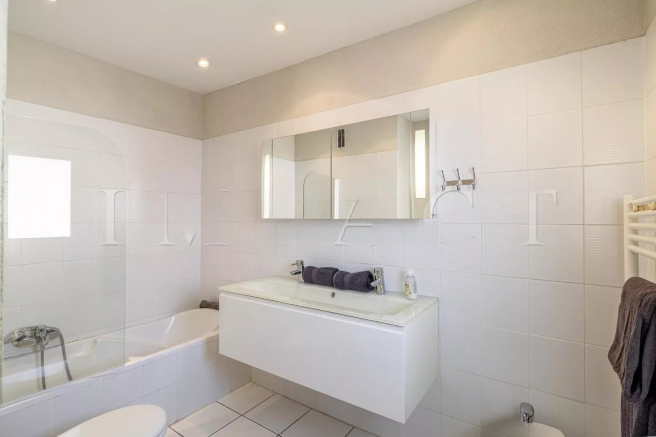 Квартира в Каннах, Франция, 127 м² - фото 12