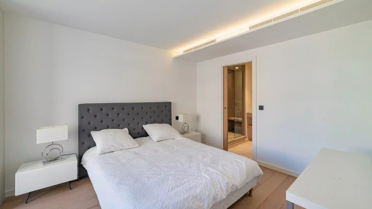 Квартира в Каннах, Франция, 136 м² - фото 12