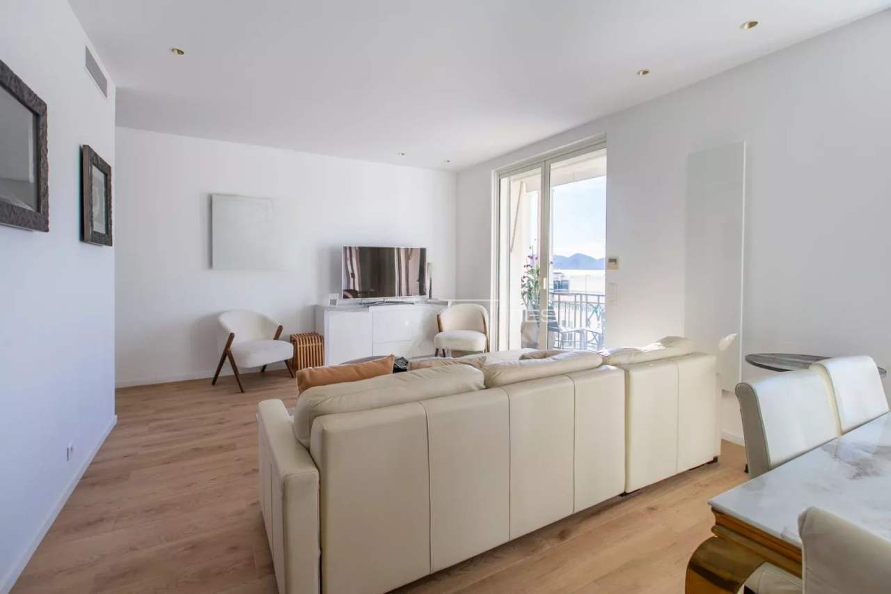 Квартира в Каннах, Франция, 71 м² - фото 12