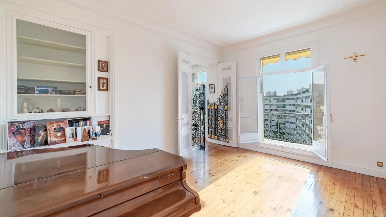 Квартира в Каннах, Франция, 190 м² - фото 13