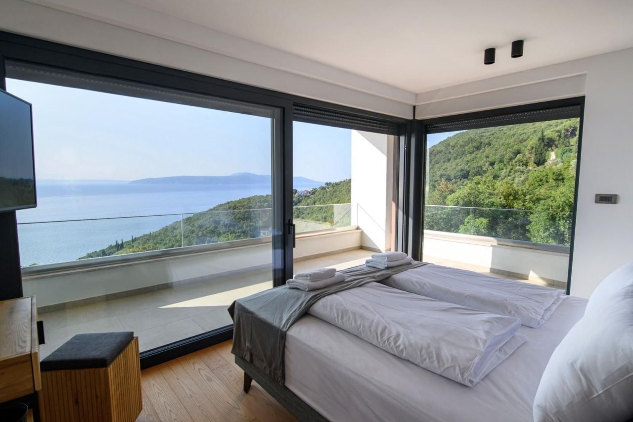 Вилла в Ловране, Хорватия, 225 м² - фото 17