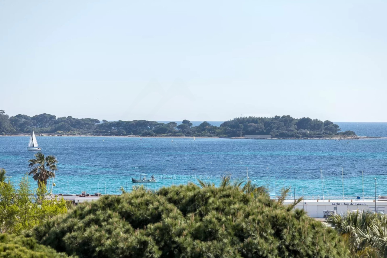 Квартира в Каннах, Франция, 110 м² - фото 15