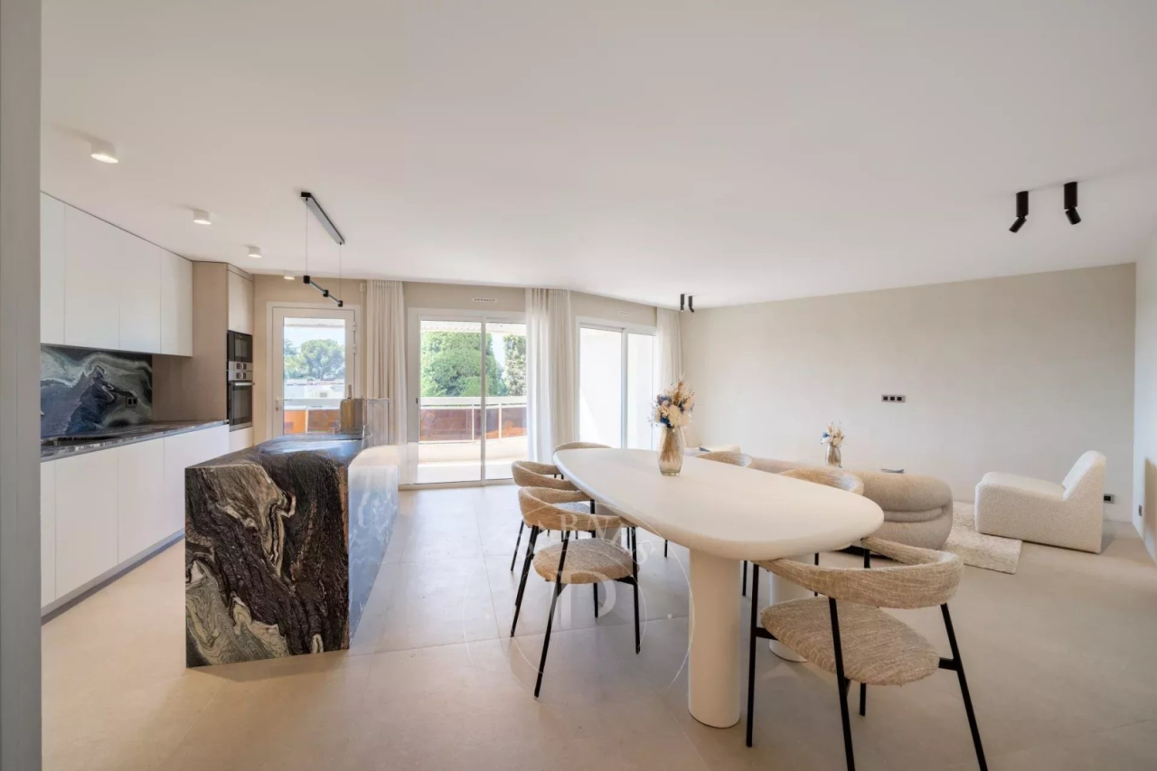 Квартира в Каннах, Франция, 113 м² - фото 16