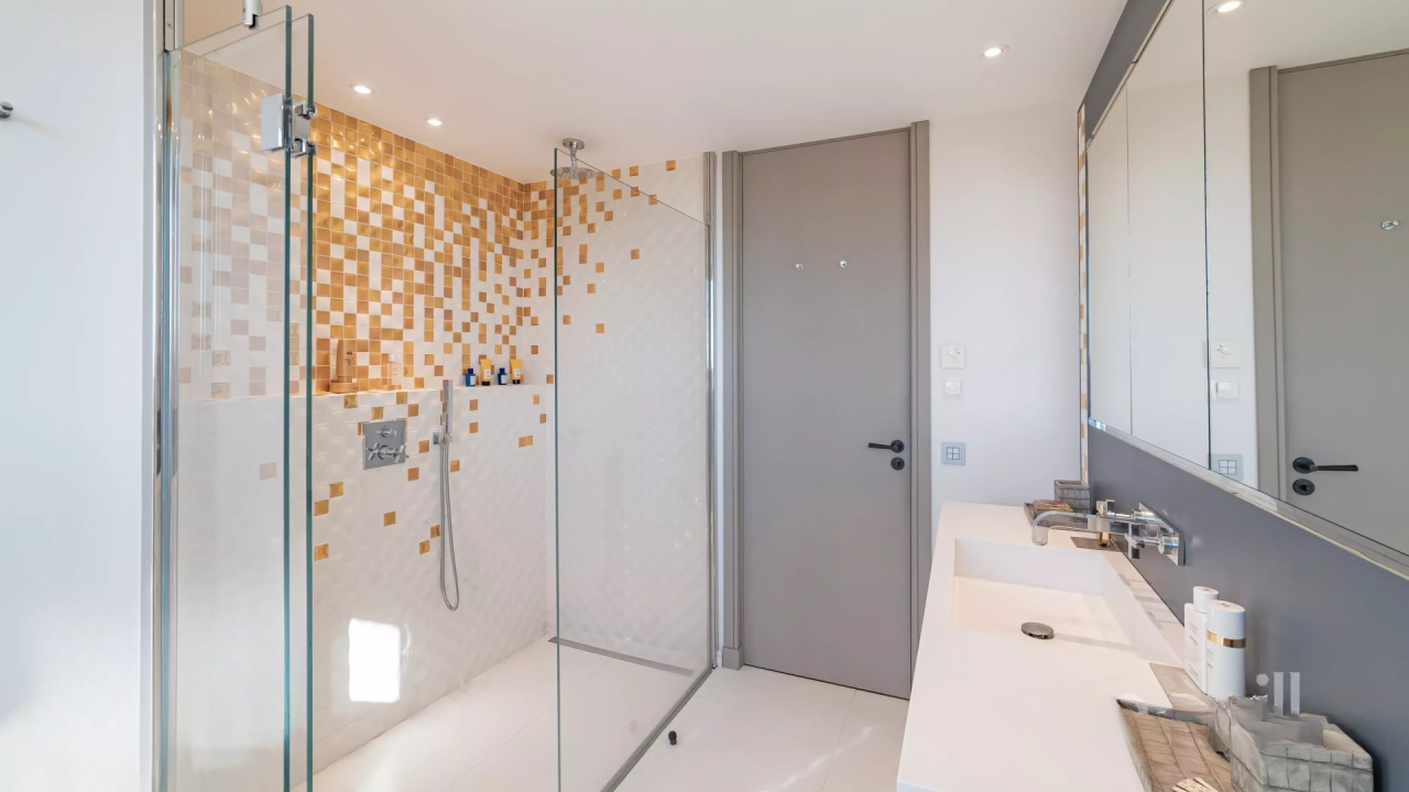 Квартира в Каннах, Франция, 138 м² - фото 18