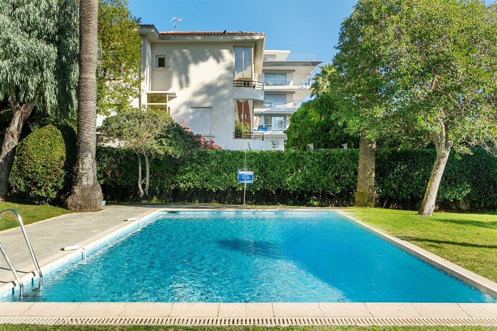 Квартира в Каннах, Франция, 101 м² - фото 18