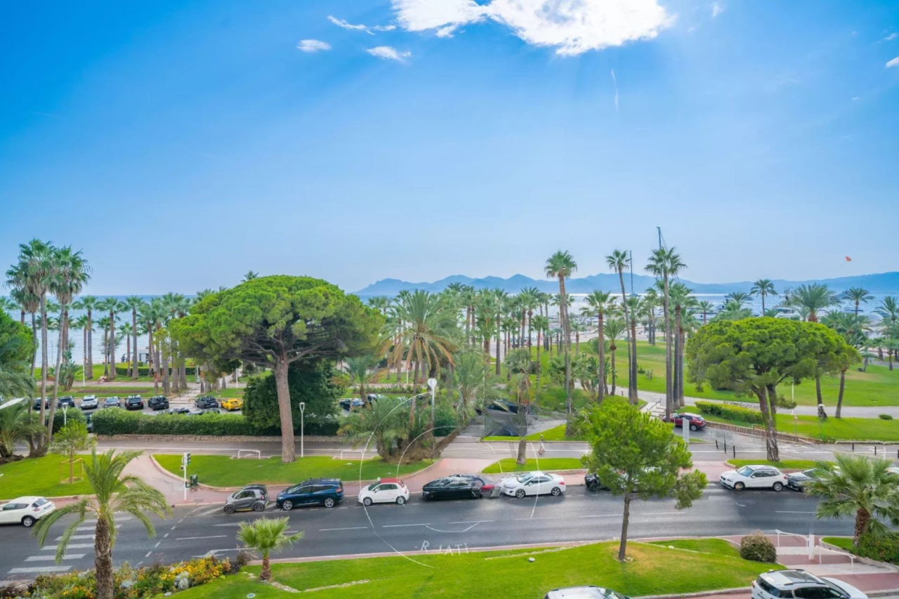 Квартира в Каннах, Франция, 95 м² - фото 19