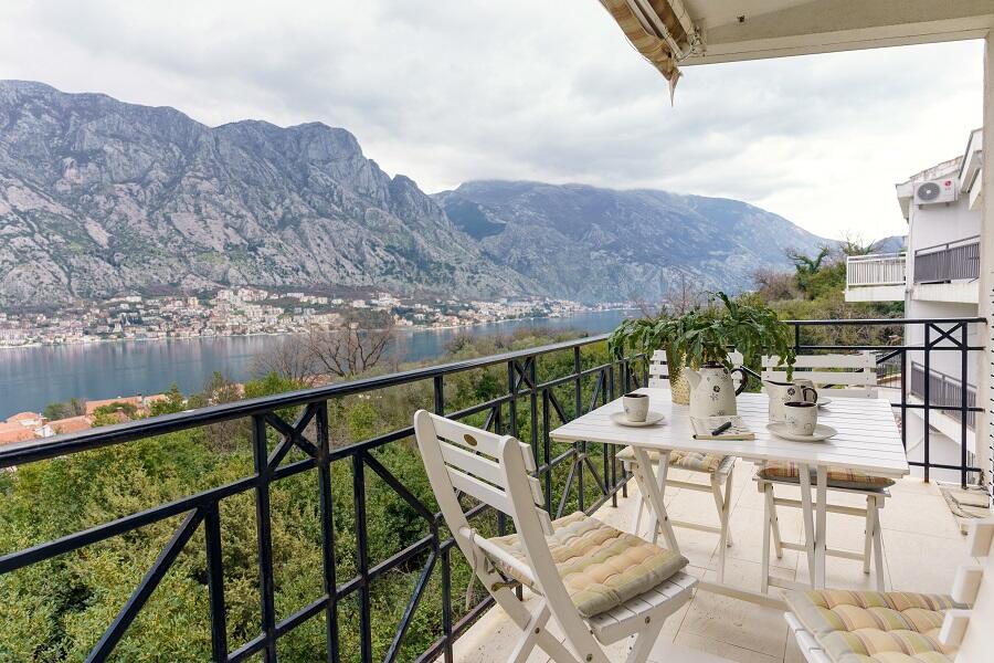 Квартира в Прчани, Черногория, 54 м² - фото 1