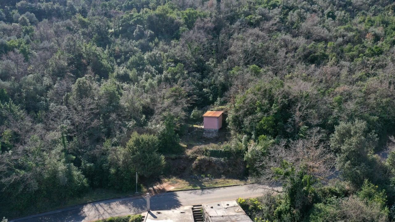 Земля на полуострове Луштица, Черногория, 1 102 м² - фото 3