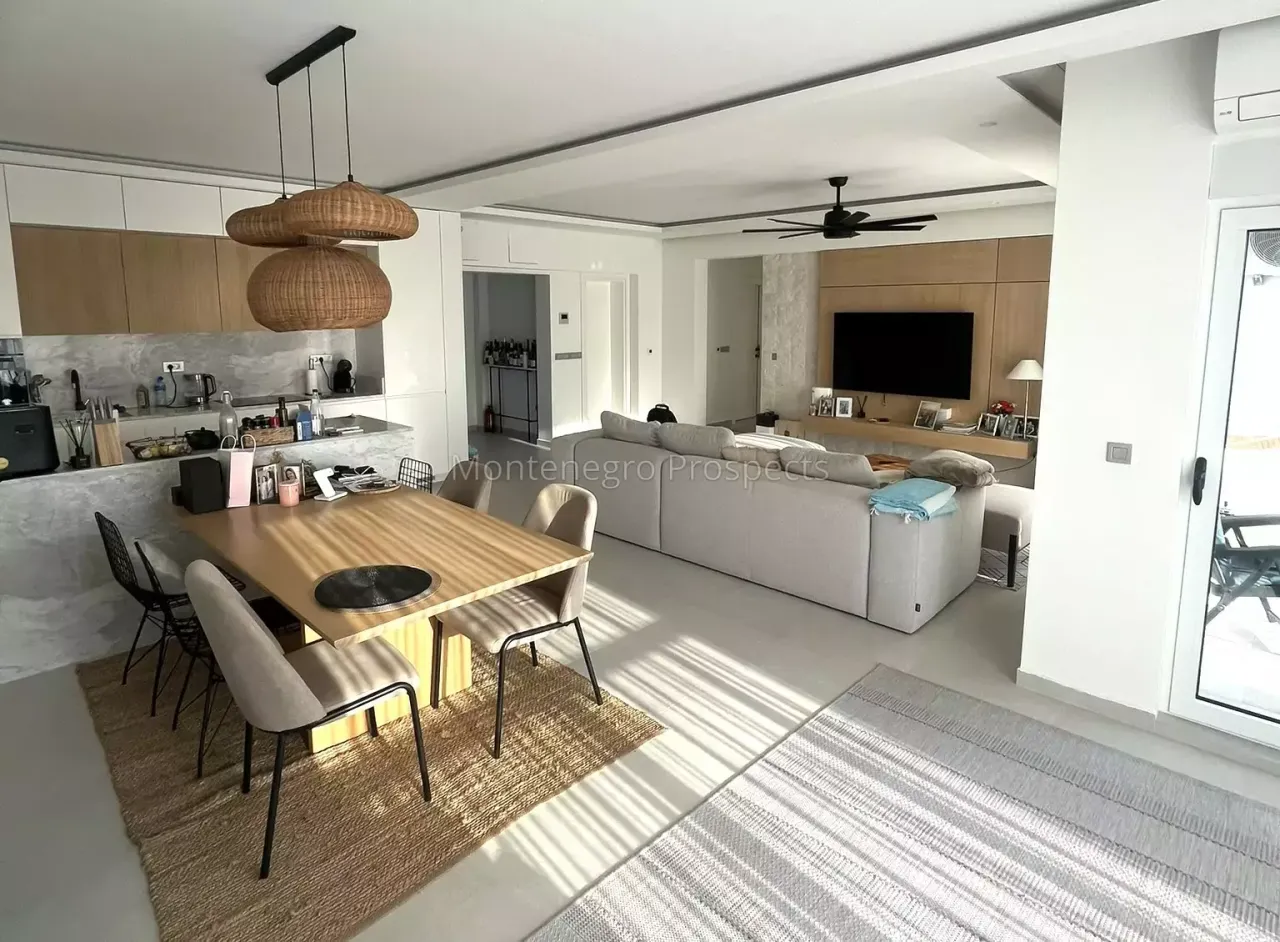 Квартира в Тивате, Черногория, 122 м² - фото 3