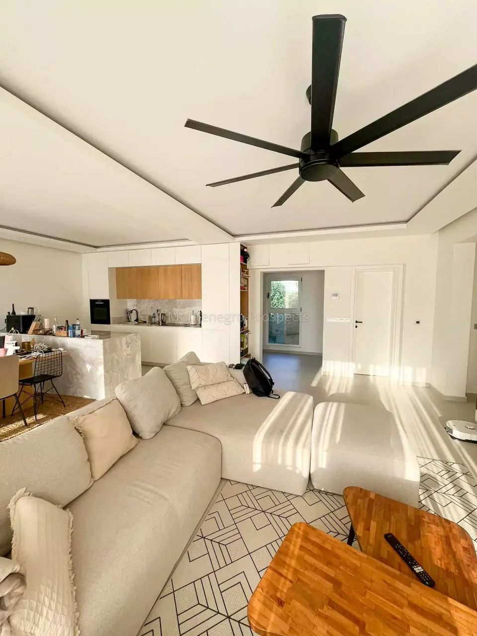 Квартира в Тивате, Черногория, 122 м² - фото 7