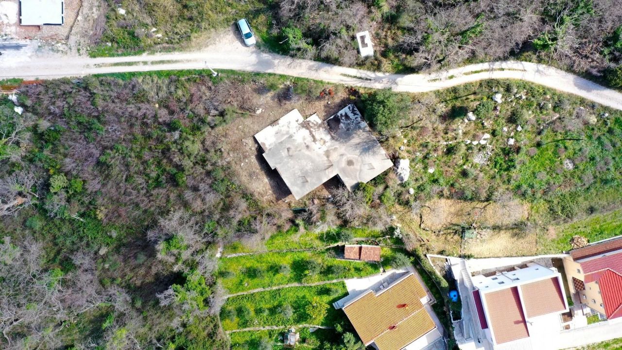 Земля в Петроваце, Черногория, 782 м² - фото 12