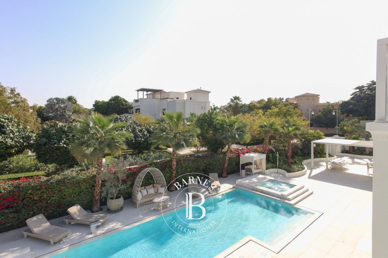 Вилла в Дубае, ОАЭ, 1 531.8 м² - фото 3