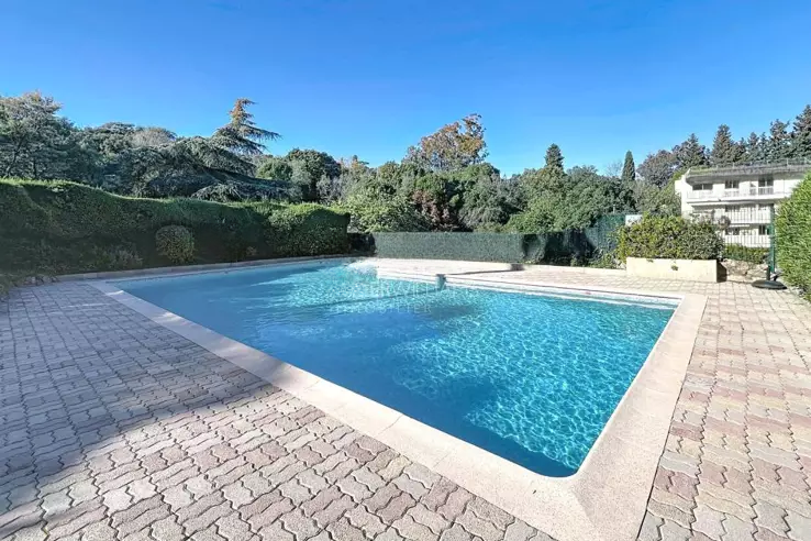 Квартира в Каннах, Франция, 47 м² - фото 1