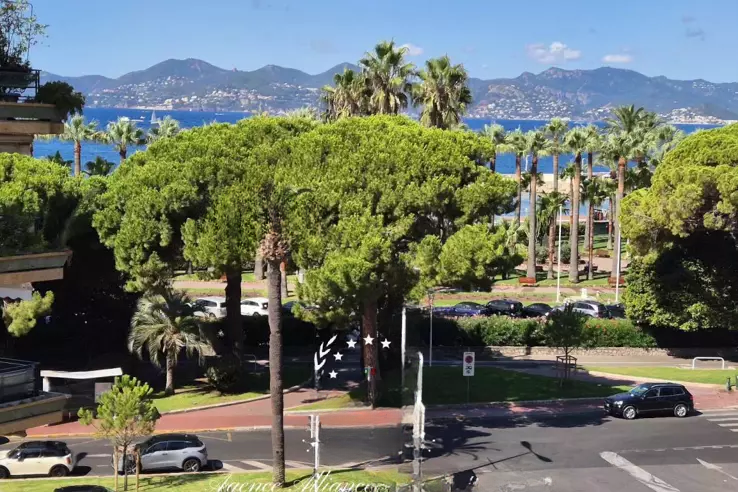 Квартира в Каннах, Франция, 63 м² - фото 1