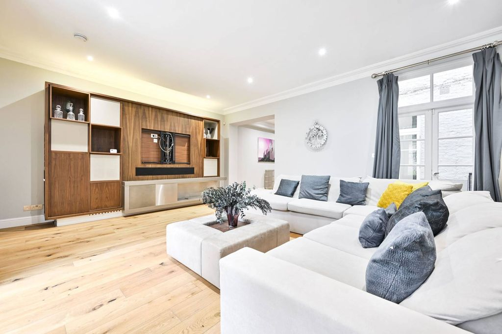 Квартира в Лондоне, Великобритания, 131 м² - фото 1