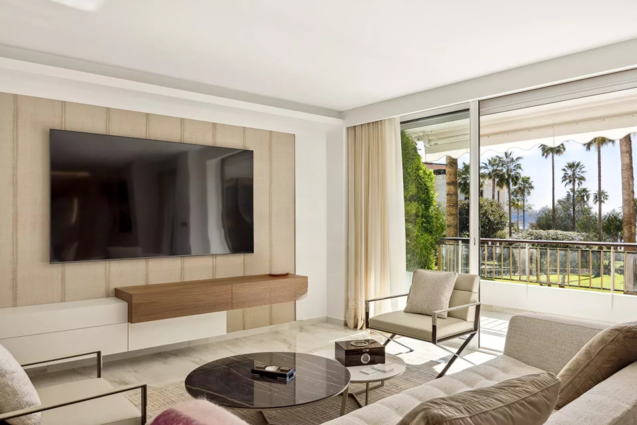 Квартира в Каннах, Франция, 127 м² - фото 1