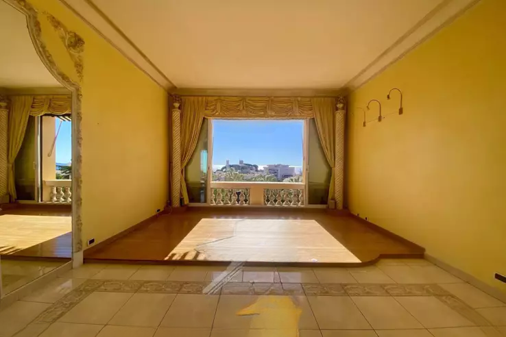 Квартира в Каннах, Франция, 61 м² - фото 1