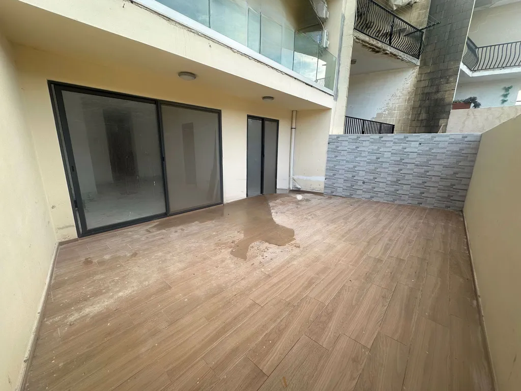 Квартира в Сан-Лоренце, Мальта, 100 м² - фото 1