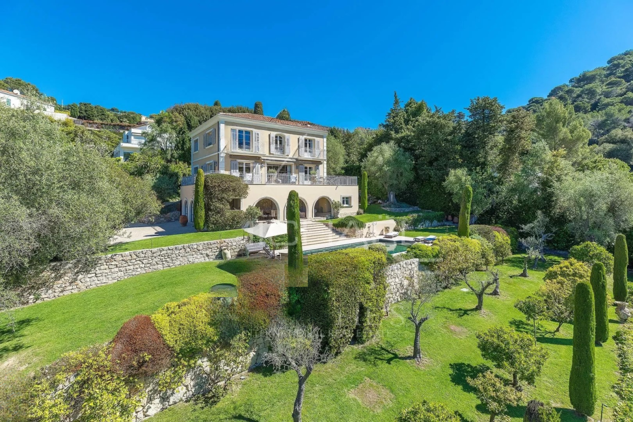 Квартира в Каннах, Франция, 482 м² - фото 1