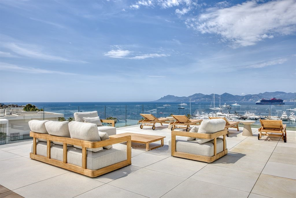 Квартира в Каннах, Франция, 250 м² - фото 1