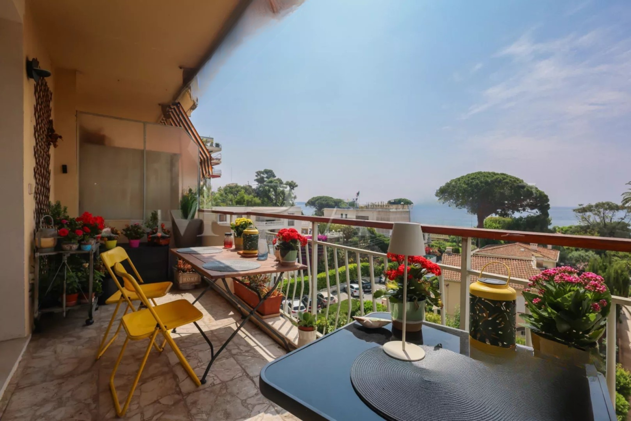 Квартира в Каннах, Франция, 100 м² - фото 1