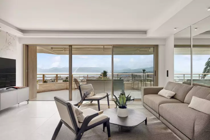 Квартира в Каннах, Франция, 91 м² - фото 1