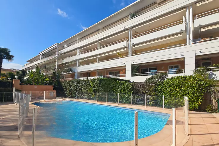 Квартира в Каннах, Франция, 129 м² - фото 1