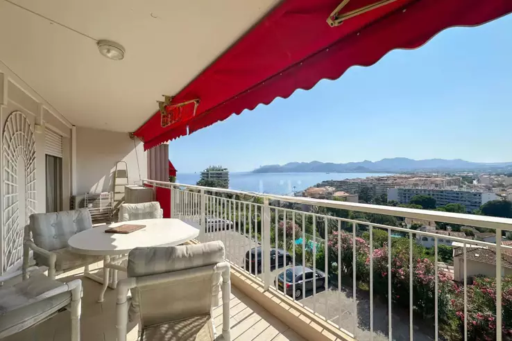 Квартира в Каннах, Франция, 70 м² - фото 1