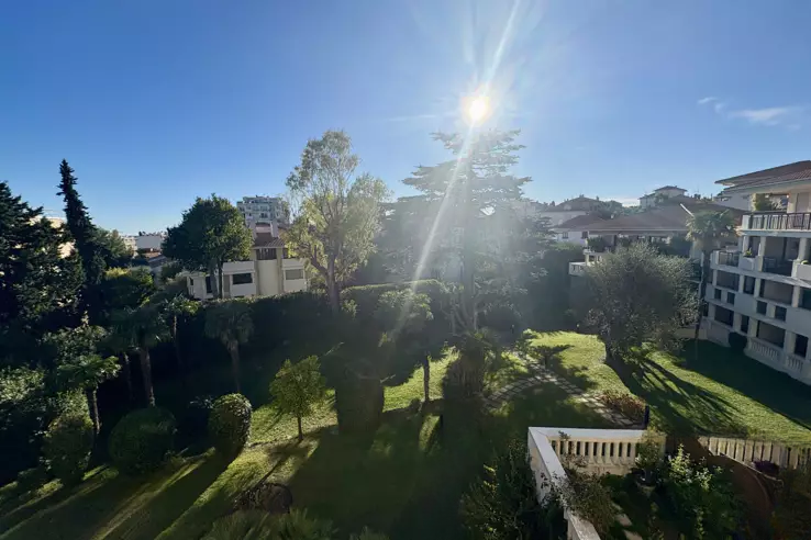 Квартира в Каннах, Франция, 70 м² - фото 1