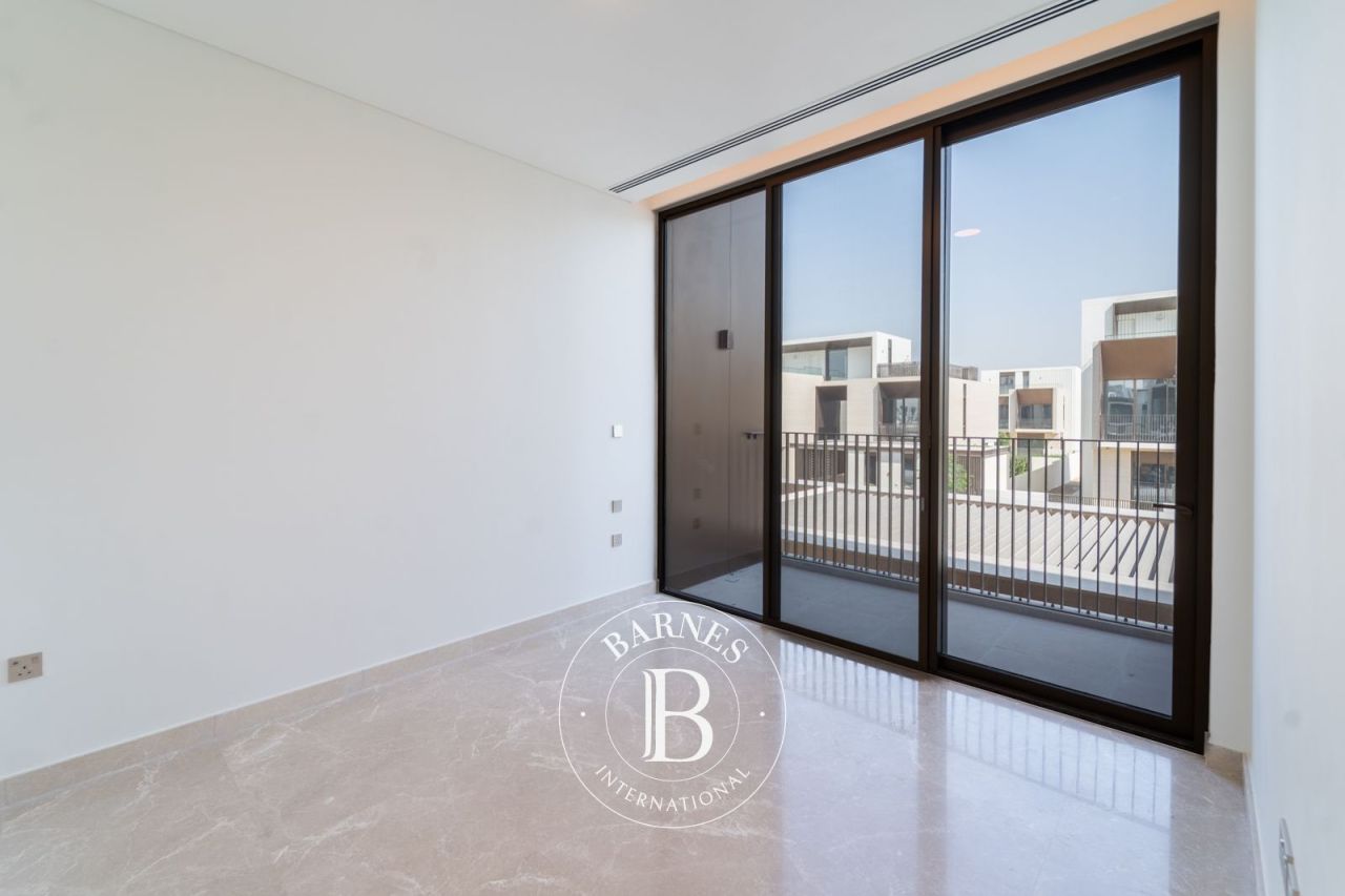 Вилла в Дубае, ОАЭ, 482.8 м² - фото 13