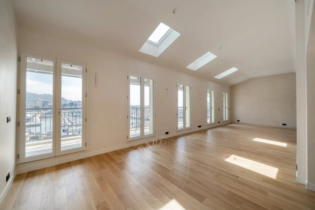 Квартира в Каннах, Франция, 140 м² - фото 2