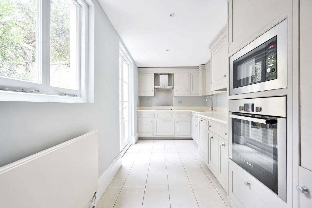 Квартира в Лондоне, Великобритания, 131 м² - фото 2